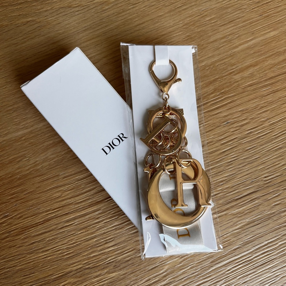 Dior Gold and White Keychain or Bag Charm Accessory - Picture 4 of 4